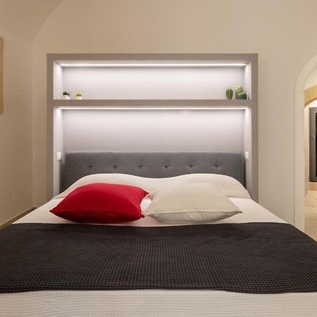 Esperia Luxury Suite & Apartment Noto Dış mekan fotoğraf
