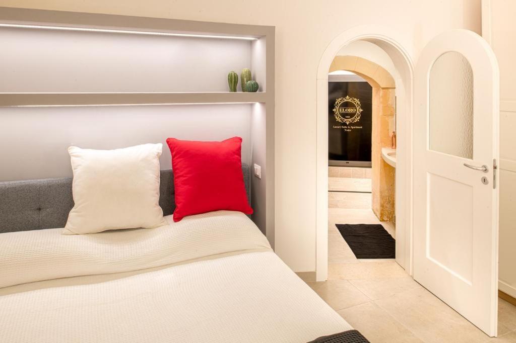 Esperia Luxury Suite & Apartment Noto Dış mekan fotoğraf